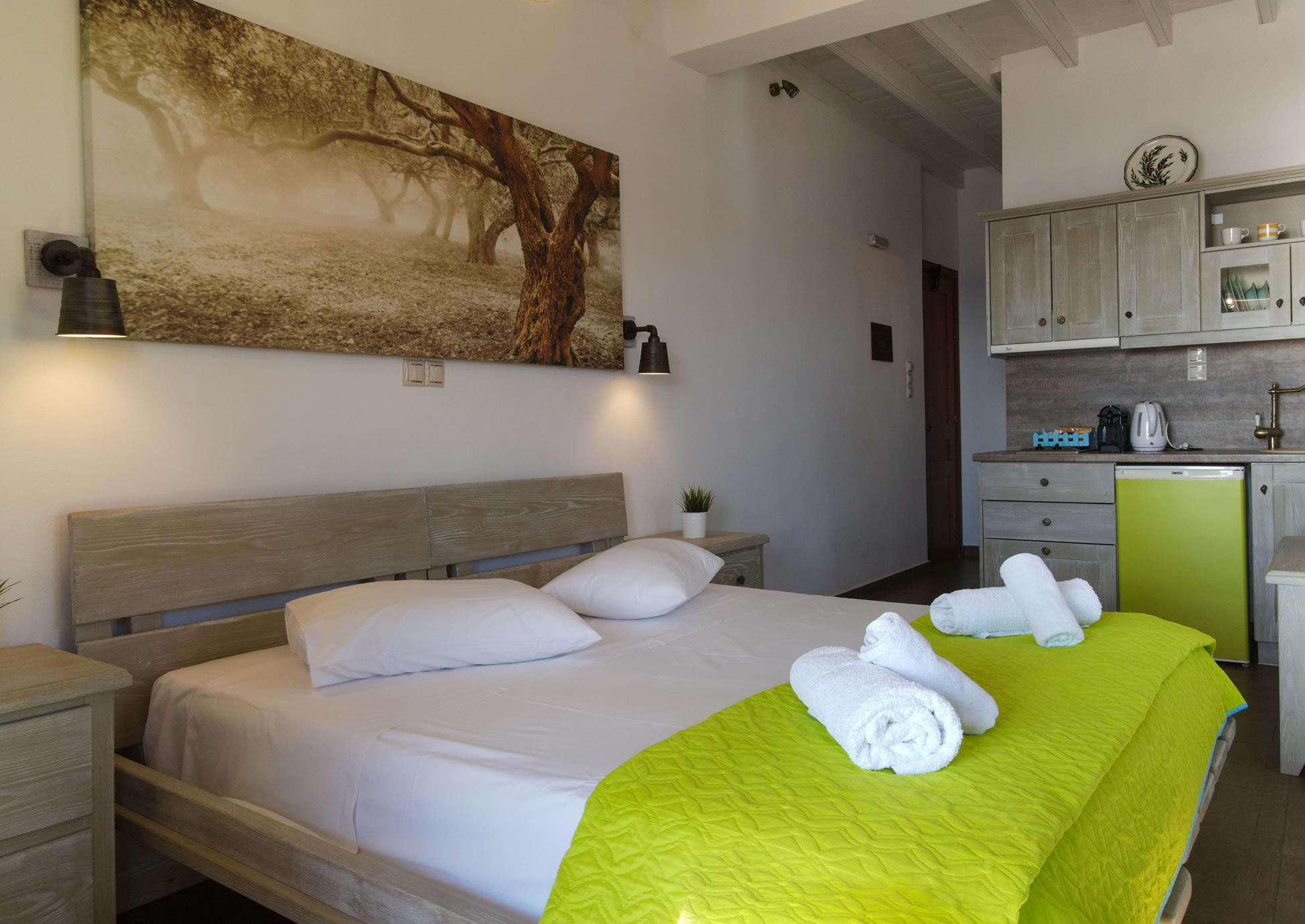 Patmos-rooms-SAHC1588